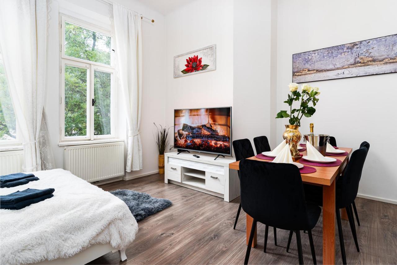 Emperors Elegance Suite Praga Zewnętrze zdjęcie