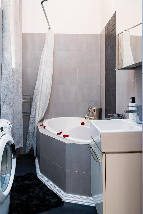 Emperors Elegance Suite Praga Zewnętrze zdjęcie